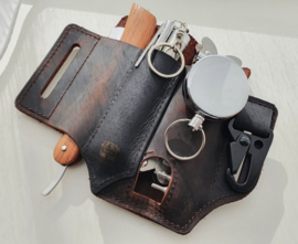 Lederen schede met multitools Combideal 'Roughneck'