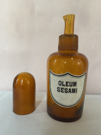 Oude  fles, Sesam olie
