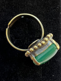 Ring groen rechthoek, Dimitriadis