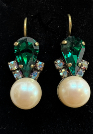 Oorhangers donker groen/parel,  Art Wear Dimitriadis