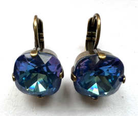 Oorhangers blauw, Dimitriadis