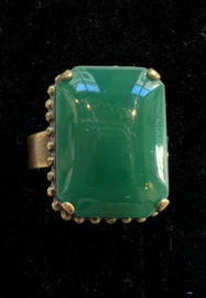 Ring groen rechthoek, Dimitriadis