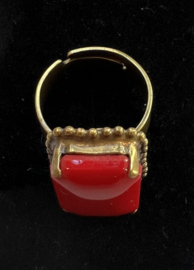 Ring rood rechthoekig, Dimitriadis