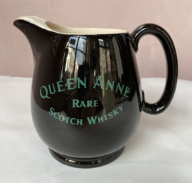 Queen Anne Rare Scotch Whisky waterkan