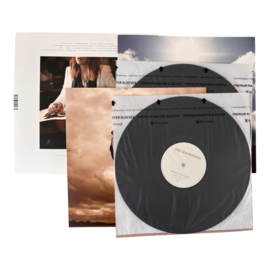 Amy MacDonald - Woman Of The World: The Best Of 2007 - 2018 Vinyl (2LP)