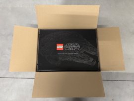 Star Wars Millennium Falcon LEGO 75192 Ultimate Collector Series 1st Edition Signed (NIEUW)