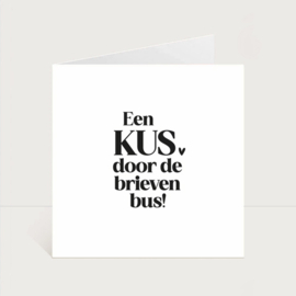 Dubbele kaart | Een kus door de brievenbus