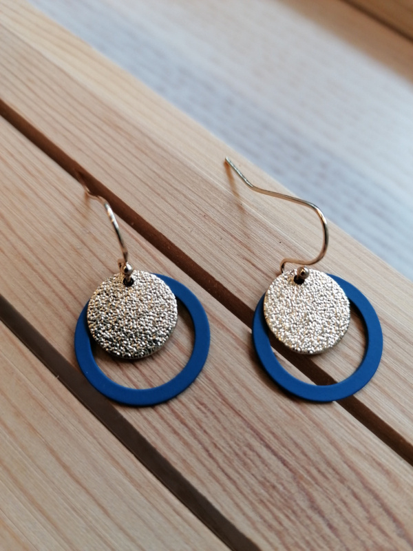 Polly (donkerblauw-goud)