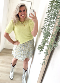 Top met pofmouw lime groen