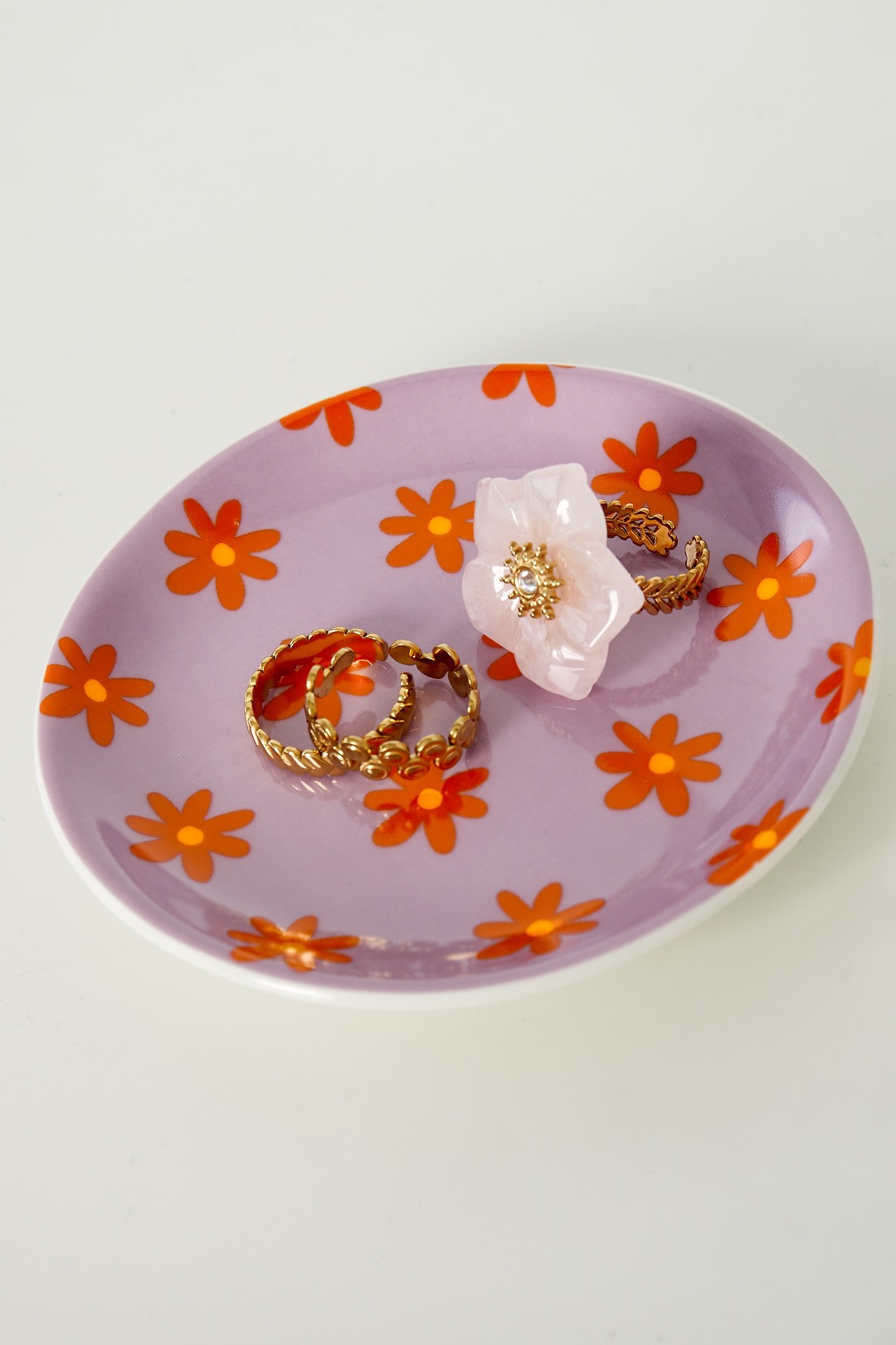 Sieradenschaal rond klein rode bloemen