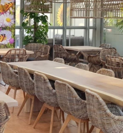 Rotan Stoel Nienke met lichte poten | 60 x 60 x H85 cm