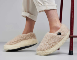 Wollen slof Nordic | Crème met een vleug roze | gemaakt van 100% Schapenwol