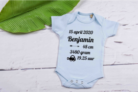 Gepersonaliseerd geboorte rompertje en beertje