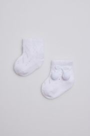 Neugeborenen-Babysocken mit Tupfen | weiß