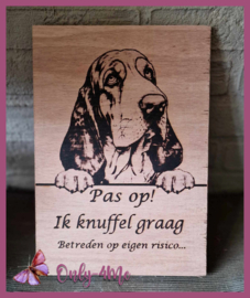 Basset hound € 14,99