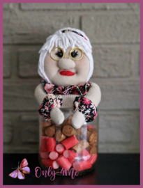 Mona's! Omie € 17,99