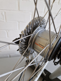 Achterwiel 28 inch Nexus 8 naaf (Gazelle velg)