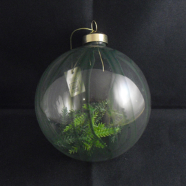 Kerstbal non-branded, dennentakjes, glas, groen