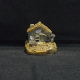 Mini-huis met een geel dak, 1:220