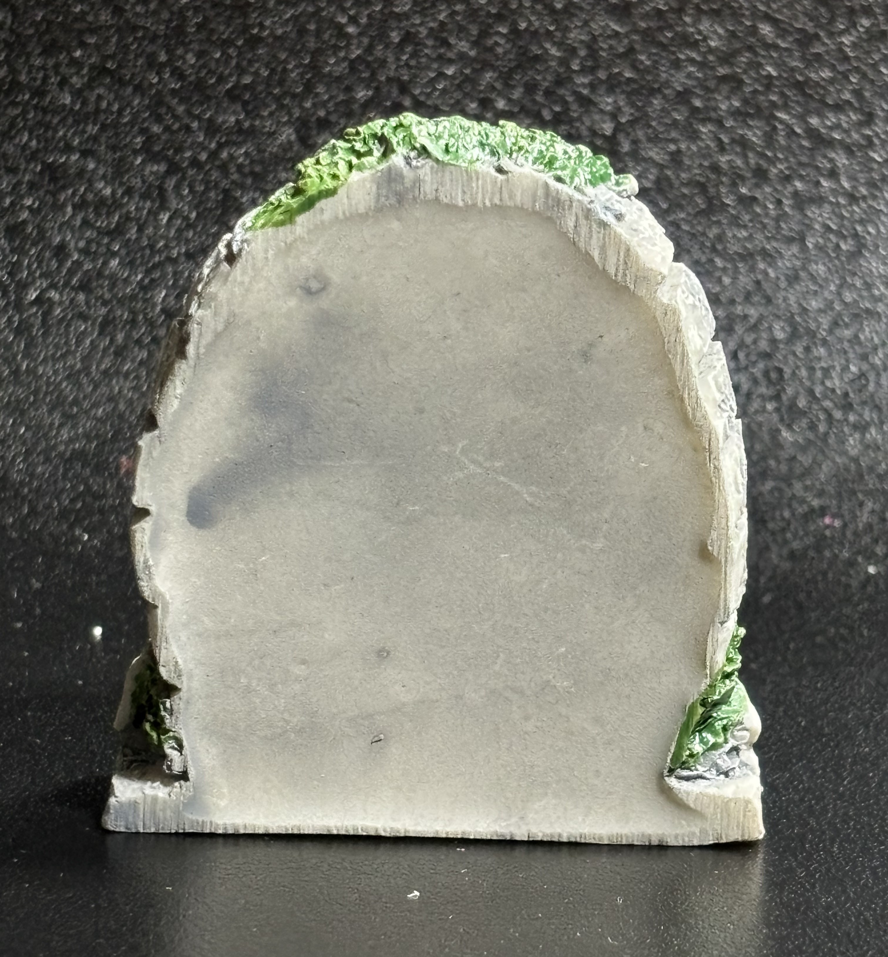 Rond kabouterdeurtje