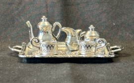 Zilverkleurig servies, metaal, 10 stuks