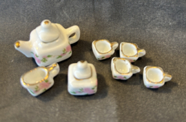Theeservies, roze, 7 stuks