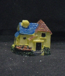 Mini-huis met blauw oranje dak, (Z) 1:220