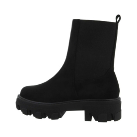 Booties - enkellaarzen - grove zool - zwart suedine - korte laarzen - bikerboots