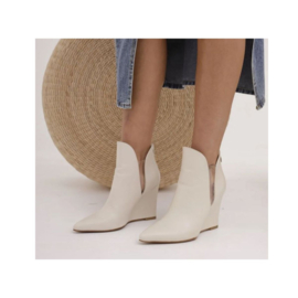 ZoeZo Design - laarzen - enkellaarzen - sleehak - creme/ecru