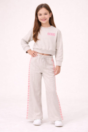 Beige meisjes set met hartjes – stijlvolle en comfortabele outfit