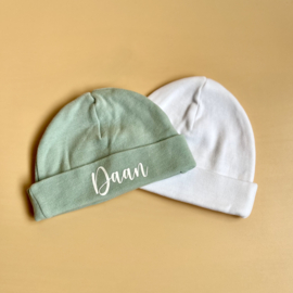 Muts newborn - personaliseerbaar met naam
