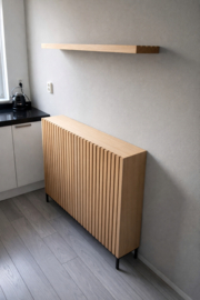 Maatwerk eiken radiator ombouw