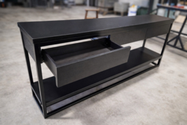 Maatwerk sidetable eiken met stalen frame