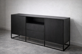 Maatwerk sidetable met opbergruimte in eikenhout