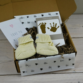 Brievenbus Kraamcadeau Slofjes | Geel