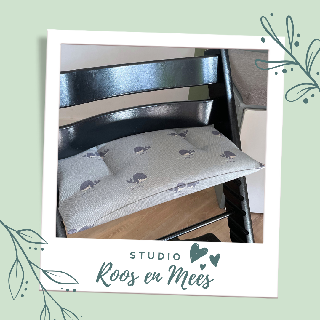 Tripp Trapp los zitkussen - decoratiestof - baby walvissen op ijs blauw