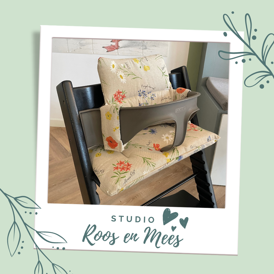 Tripp Trapp kussenset - decoratiestof - lentebloemen