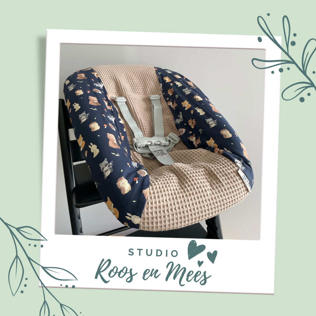 Tripp Trapp newbornset hoes - mix - bosdieren donkerblauw en wafelstof camel mét bijpassende gordelhoesjes