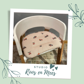Stokke Steps los zitkussen - decoratiestof - voertuigen met groenten