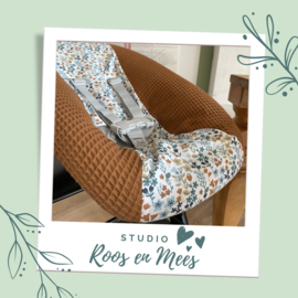 Tripp Trapp newbornset hoes - mix - bloemetje oud blauw met wafelstof cognac