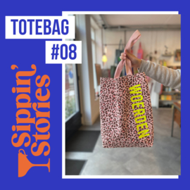 Sippin' Stories - totebag #08 - Luipaard roze