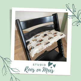 Stokke Steps los zitkussen - katoen - bouwauto's bruin