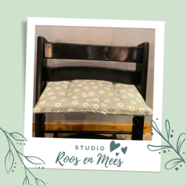 Tripp Trapp los zitkussen - katoen - madeliefjes op groen