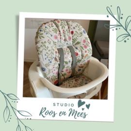 Stokke Steps kussenset - decoratiestof - veldbloemen