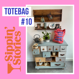 Sippin' Stories - totebag #10 - Strepen Poppy Red & Litchi