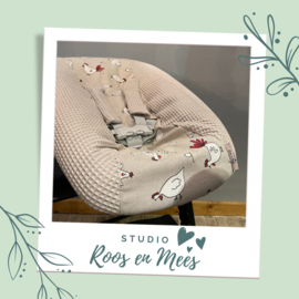 Tripp Trapp newbornset hoes - mix - decoratiestof kippen en wafelstof zand mét bijpassende gordelhoesjes