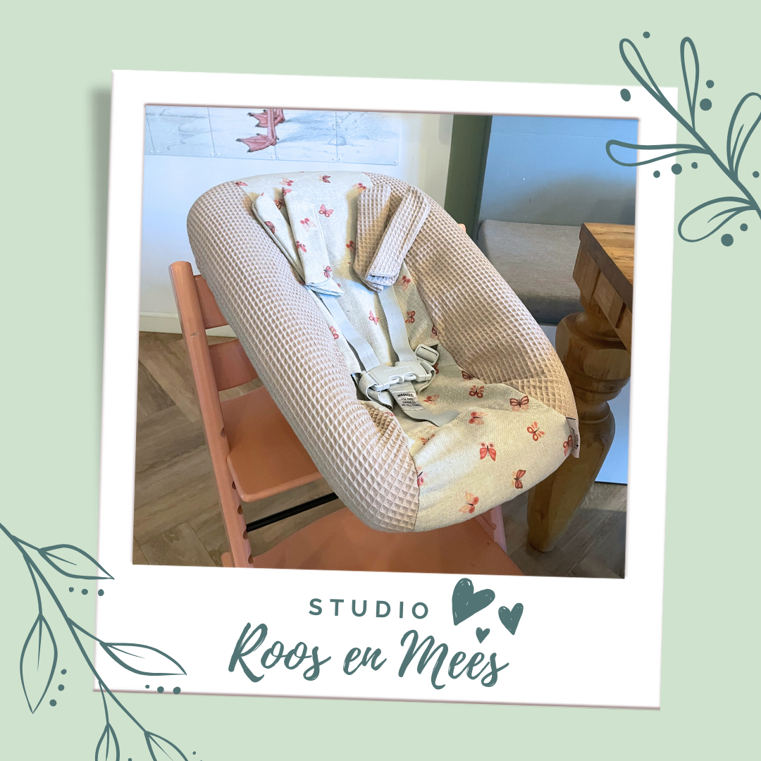 Tripp Trapp newbornset hoes - mix - vlinders met wafelstof camel mét bijpassende gordelhoesjes