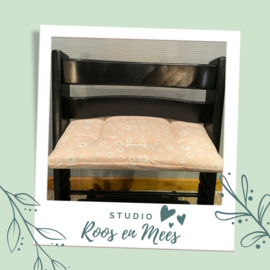 Tripp Trapp los zitkussen - katoen - madeliefjes op roze