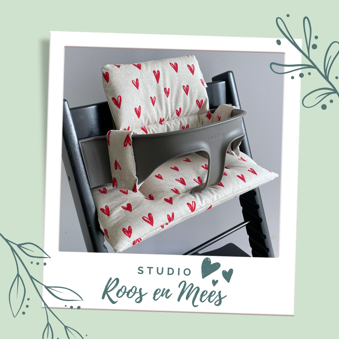 Tripp Trapp kussenset - decoratiestof - getekende hartjes met metallic