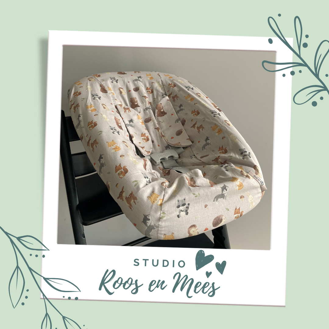 Tripp Trapp newbornset hoes - katoen - bosdieren zand mét bijpassende gordelhoesjes
